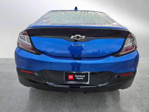 Used 2018 Chevrolet Volt LT w/ Comfort Package image 4