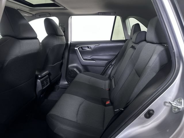 Used 2022 Toyota RAV4 XLE w/ Convenience Package AWD/4WD image 26