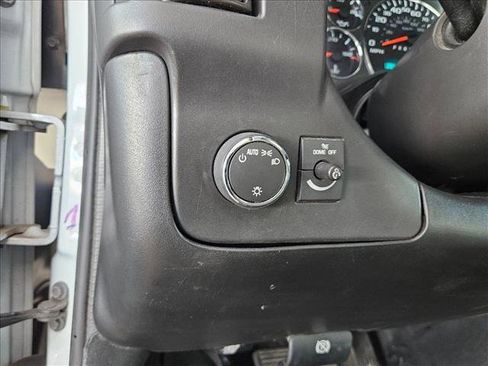 Used 2021 Chevrolet Express 3500 image 11