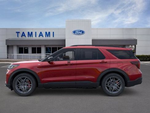 New 2026 Ford Explorer ST-Line w/ ST-Line Street Pack AWD/4WD image 3