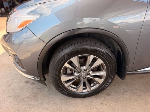 Used 2017 Nissan Murano SL w/ SL Technology Package FWD image 9