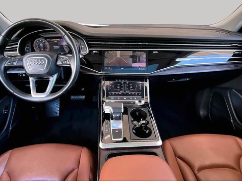 Used 2022 Audi Q8 Premium Plus AWD/4WD image 16