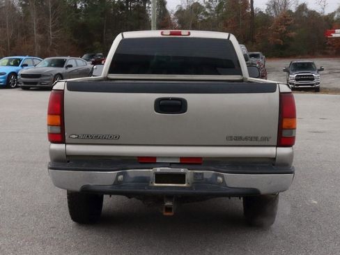 Used 2001 Chevrolet Silverado 2500 LS w/ Off-Road Skid Plate Pkg image 6