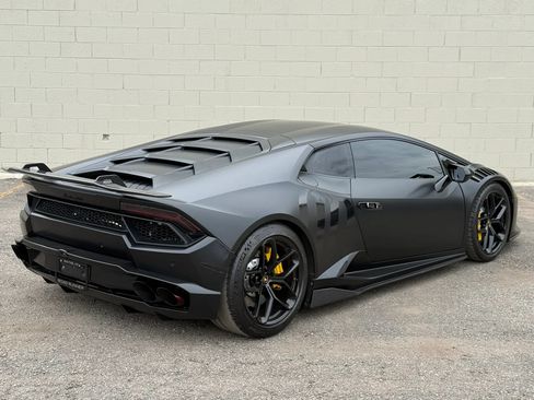 Used 2017 Lamborghini Huracan LP 580-2 RWD image 12