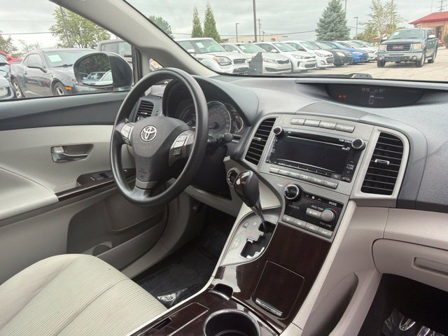 Used 2010 Toyota Venza AWD image 29