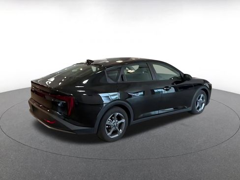 Used 2025 Kia K4 FWD image 10