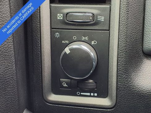 Used 2018 RAM 3500 Tradesman w/ Chrome Appearance Group image 28