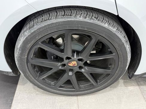 Certified 2026 Porsche Panamera 4 image 8