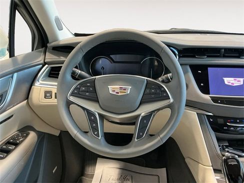 Certified 2023 Cadillac XT5 Premium Luxury w/ LPO, Floor Liner Package image 10