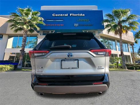 Used 2021 Toyota RAV4 XSE image 6