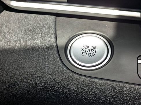 Used 2021 Hyundai Elantra Limited image 27