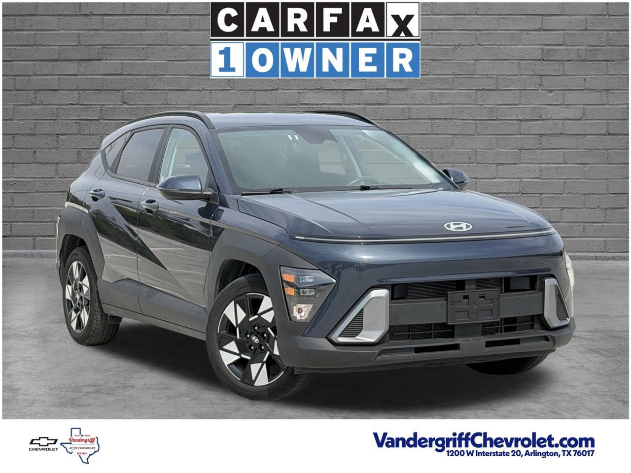 Used 2025 Hyundai Kona SEL FWD image 2