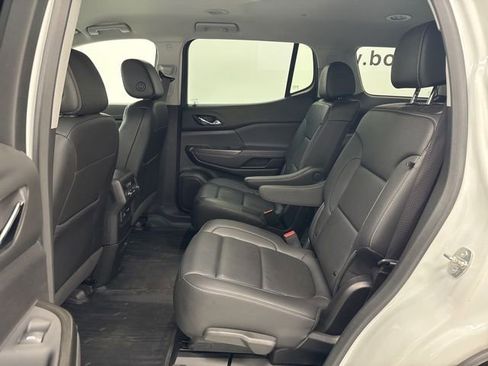 Used 2023 GMC Acadia SLT w/ Preferred Package FWD image 27