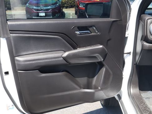 Used 2023 Chevrolet Colorado LT w/ LT Convenience Package RWD image 18