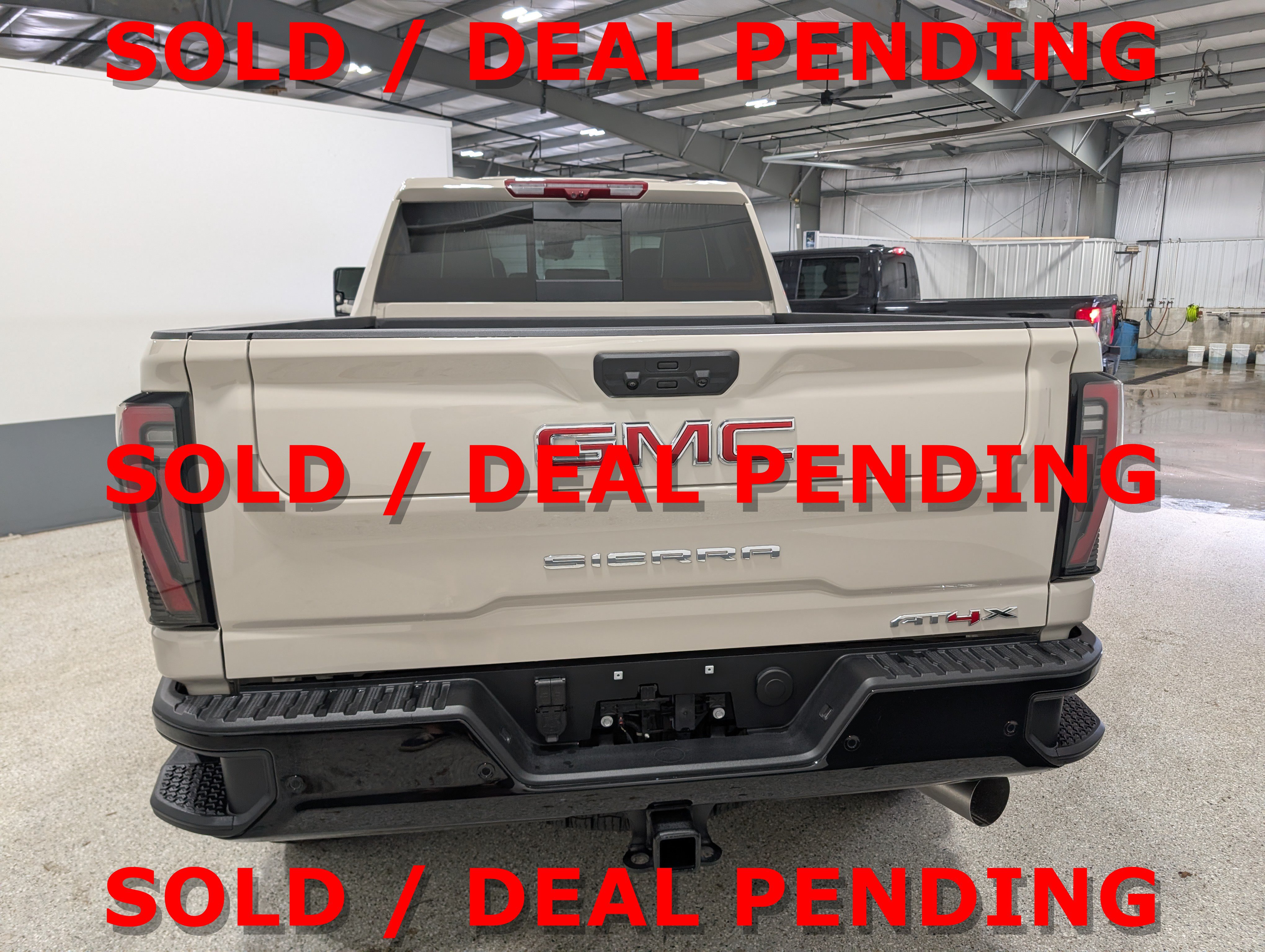 Used 2026 GMC Sierra 2500 AT4X AWD/4WD image 4