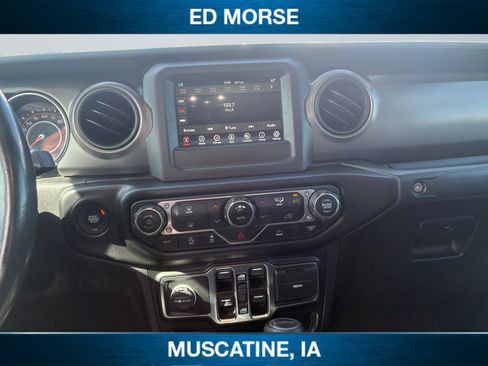 Used 2021 Jeep Gladiator Sport AWD/4WD image 15