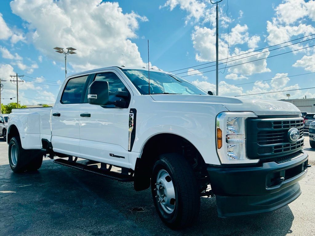 Used 2025 Ford F350 XL w/ XL Driver Assist Package AWD/4WD image 12