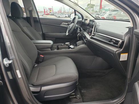 Certified 2023 Kia Sportage LX AWD/4WD image 18