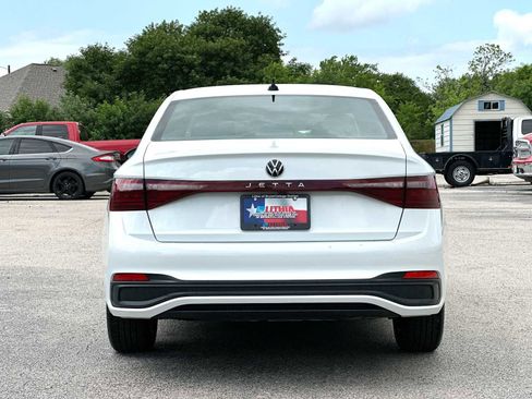 Used 2025 Volkswagen Jetta Sport FWD image 14