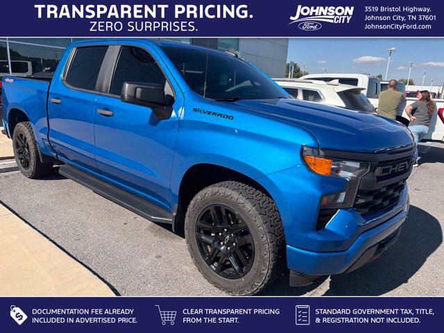 Used 2022 Chevrolet Silverado 1500 Custom w/ LPO, Dark Essentials Package AWD/4WD image 1