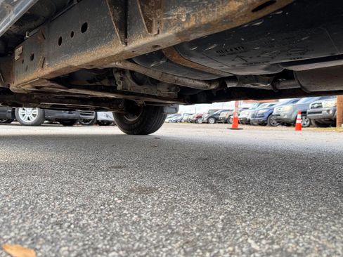 Used 2006 Nissan Xterra S image 22