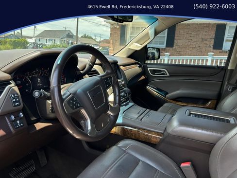 Used 2015 GMC Yukon XL Denali w/ Premium Package RWD image 11
