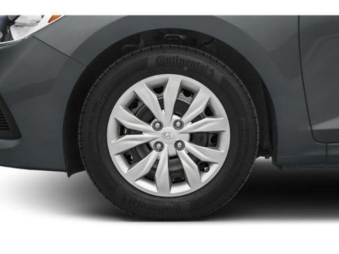 Used 2019 Hyundai Accent SE FWD image 14