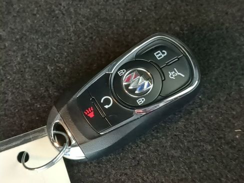 Used 2020 Buick Encore GX Essence w/ Advanced Technology Package AWD/4WD image 39
