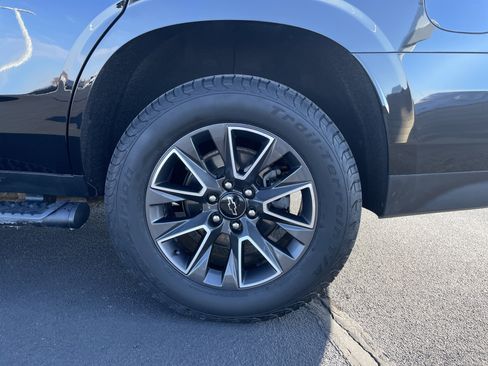 Used 2021 Chevrolet Tahoe Z71 w/ Luxury Package image 28