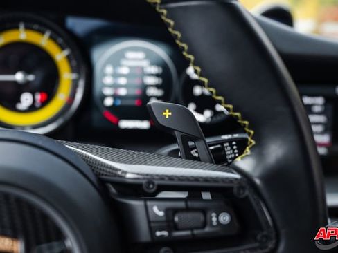 Used 2020 Porsche 911 Carrera S image 88