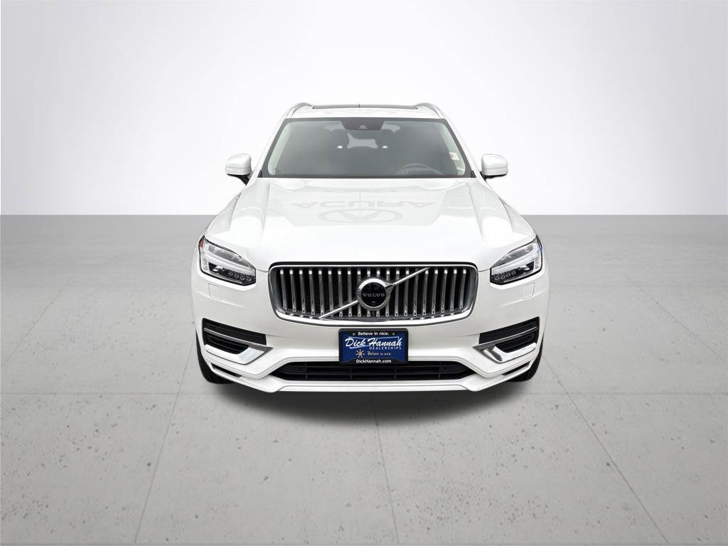 Used 2022 Volvo XC90 T8 Inscription Expression w/ Advanced Package AWD/4WD image 2
