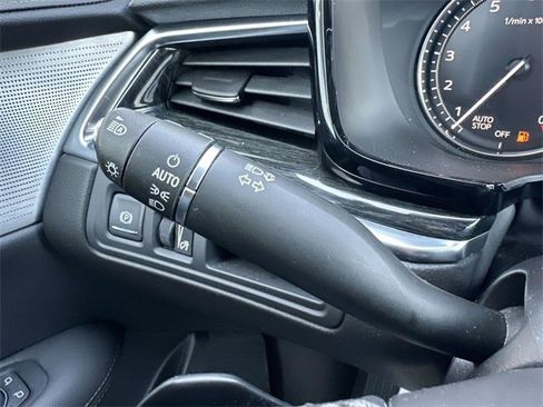 Certified 2022 Cadillac XT5 Premium Luxury image 44