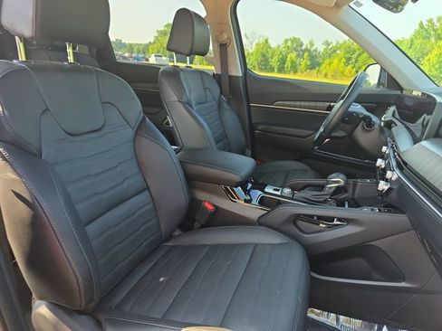 Used 2025 Kia Telluride SX Prestige AWD/4WD image 11