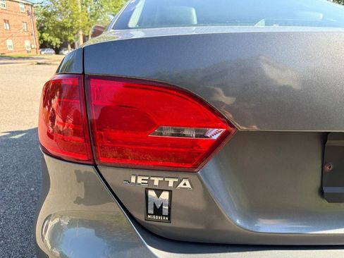 Used 2012 Volkswagen Jetta SE FWD image 10
