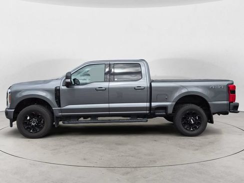 Certified 2025 Ford F250 XLT w/ Black Appearance Package AWD/4WD image 8