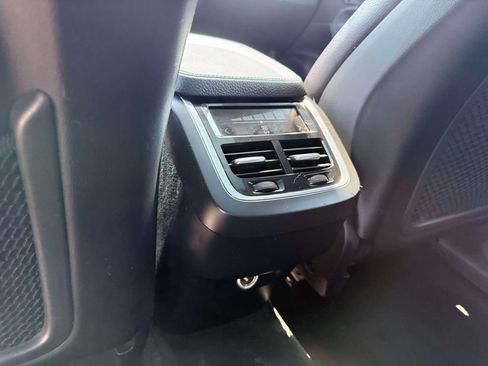 Used 2016 Volvo XC90 T6 Momentum w/ Vision Package AWD/4WD image 16