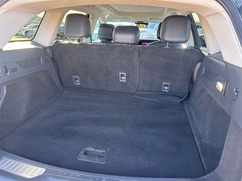 Used 2024 Lincoln Nautilus Premier w/ Equipment Group 102A image 31