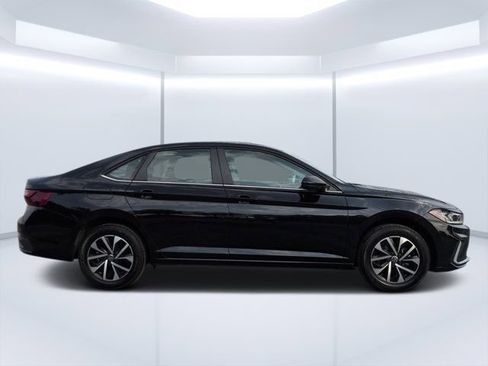 Used 2025 Volkswagen Jetta S FWD image 2