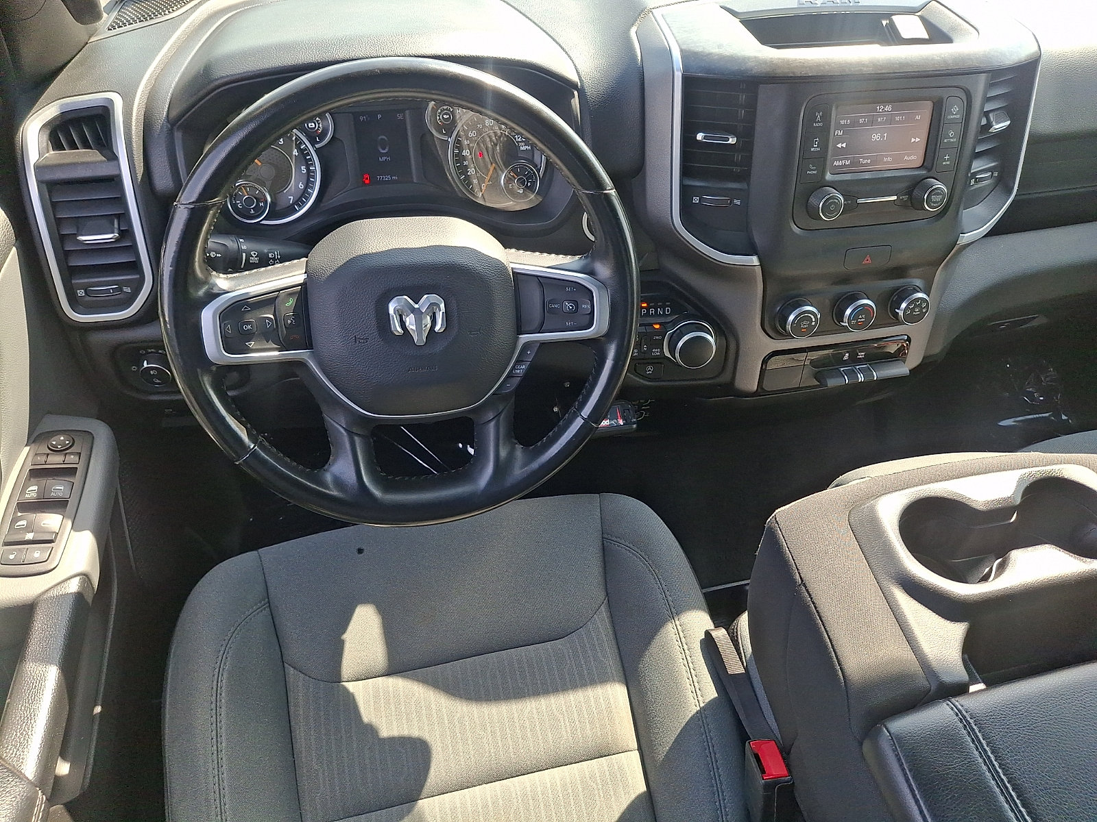 Used 2022 RAM 1500 Big Horn AWD/4WD image 10
