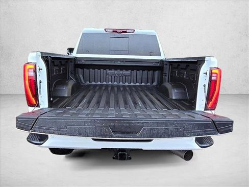 Used 2025 GMC Sierra 2500 Denali w/ Denali Reserve Package AWD/4WD image 7