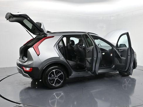 New 2025 Kia Niro EX image 51
