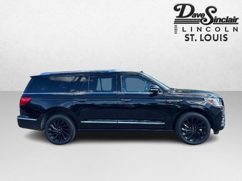Certified 2021 Lincoln Navigator L Reserve AWD/4WD image 2