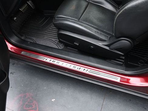Used 2019 Dodge Challenger SRT Hellcat Redeye RWD image 22
