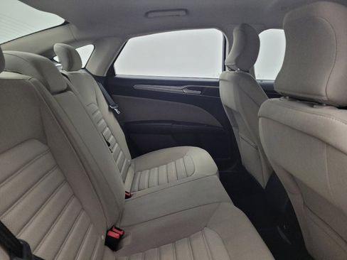 Used 2018 Ford Fusion S image 19