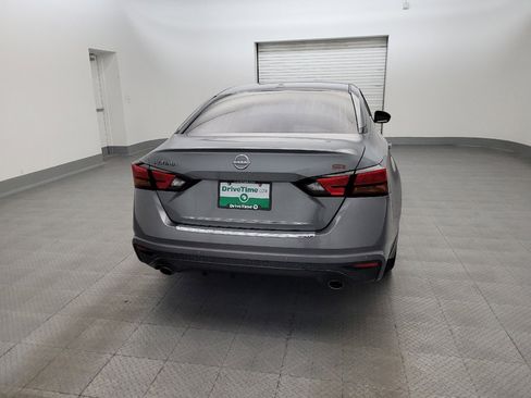 Used 2023 Nissan Altima 2.5 SR FWD image 7