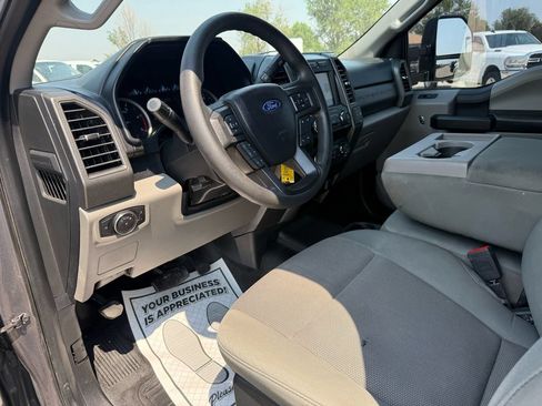 Used 2021 Ford F250 XL w/ STX Appearance Package AWD/4WD image 31