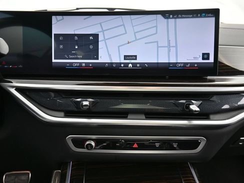 Used 2026 BMW X7 xDrive40i w/ Executive Package AWD/4WD image 14