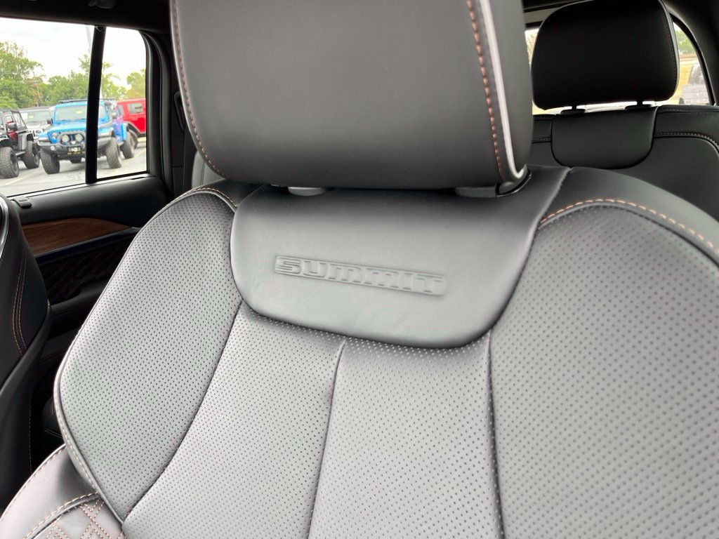 New 2027 Jeep Grand Cherokee Summit AWD/4WD image 24