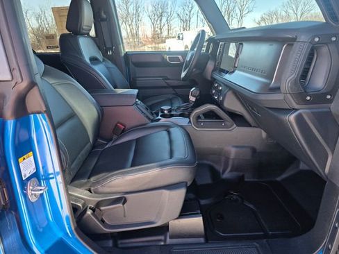 Used 2025 Ford Bronco Badlands AWD/4WD image 43