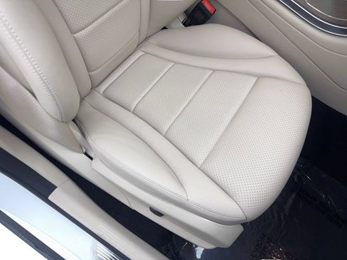 Used 2022 Mercedes-Benz GLC 300 w/ Premium Package Lite image 44
